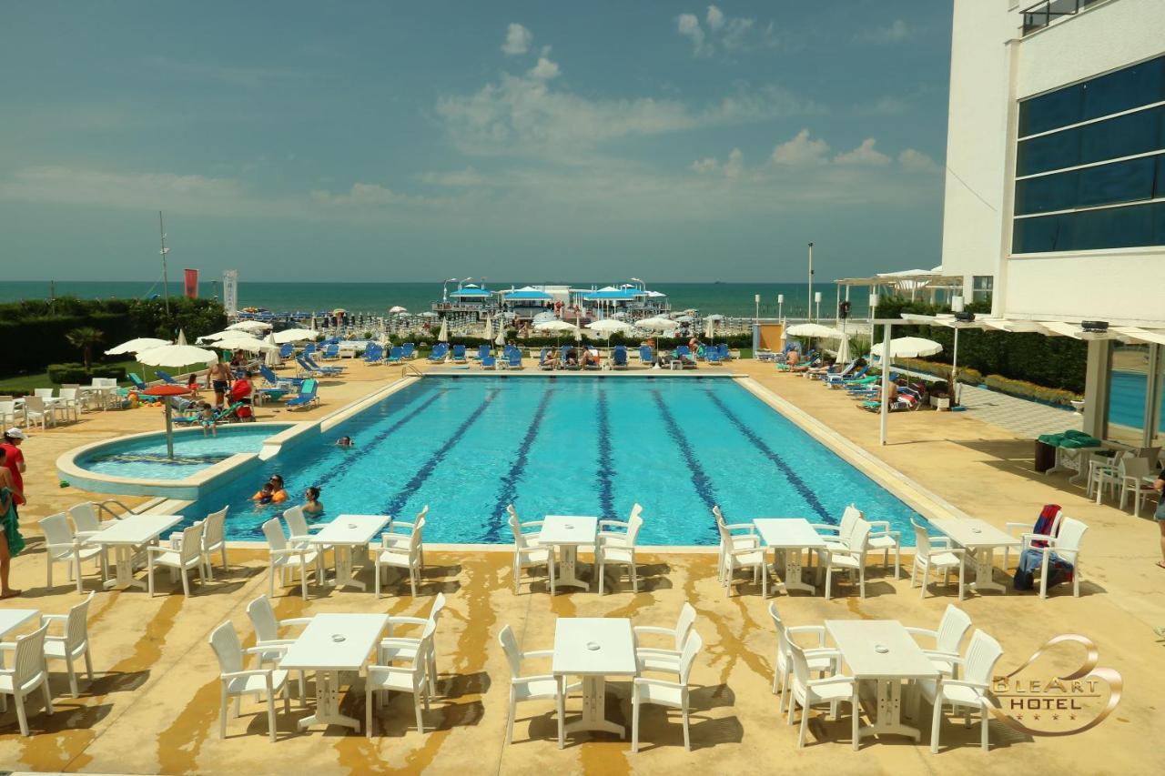 Hotel Bleart Škalngur Buitenkant foto