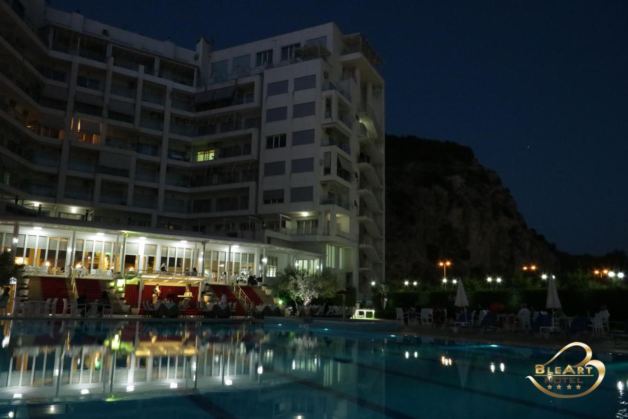 Hotel Bleart Durrës Buitenkant foto