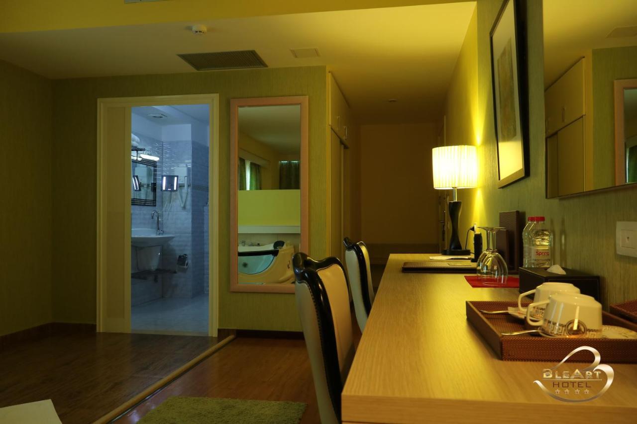Hotel Bleart Škalngur Buitenkant foto